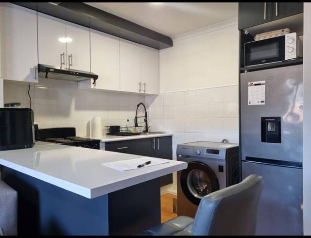 1 BEDROOM PROPERTY TO RENT IN GORDONS BAY